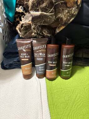 Shavely's Men's Body Wash Sandalwood 13.5 Fl Oz